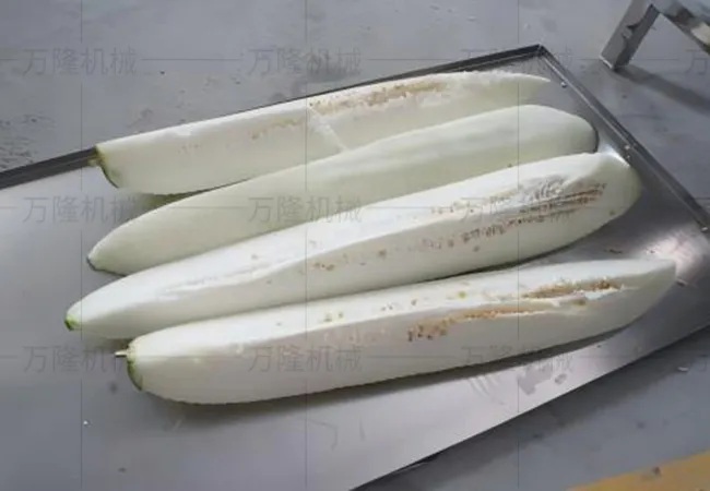Melon fruit splitting machine