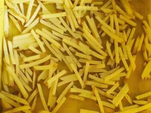 Potato cutting machine
