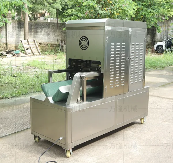 Melon and fruit peeling machine