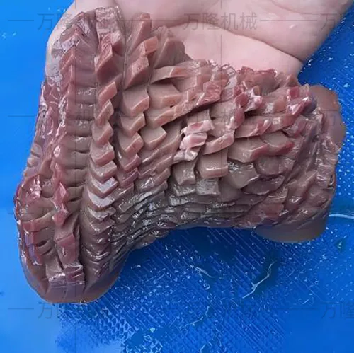 Automatic kidney cutting machine