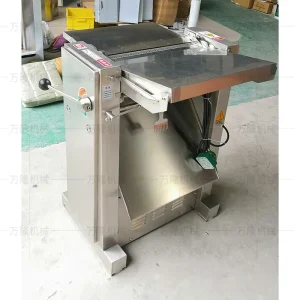 Pig skin cutting machine