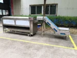 spiral cleaning and peeling machine