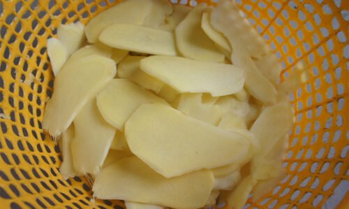 Sliced ginger