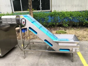 spiral cleaning and peeling machine