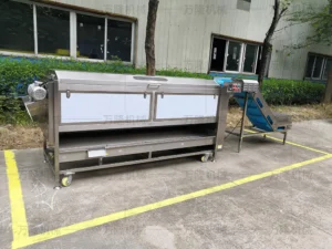 spiral cleaning and peeling machine